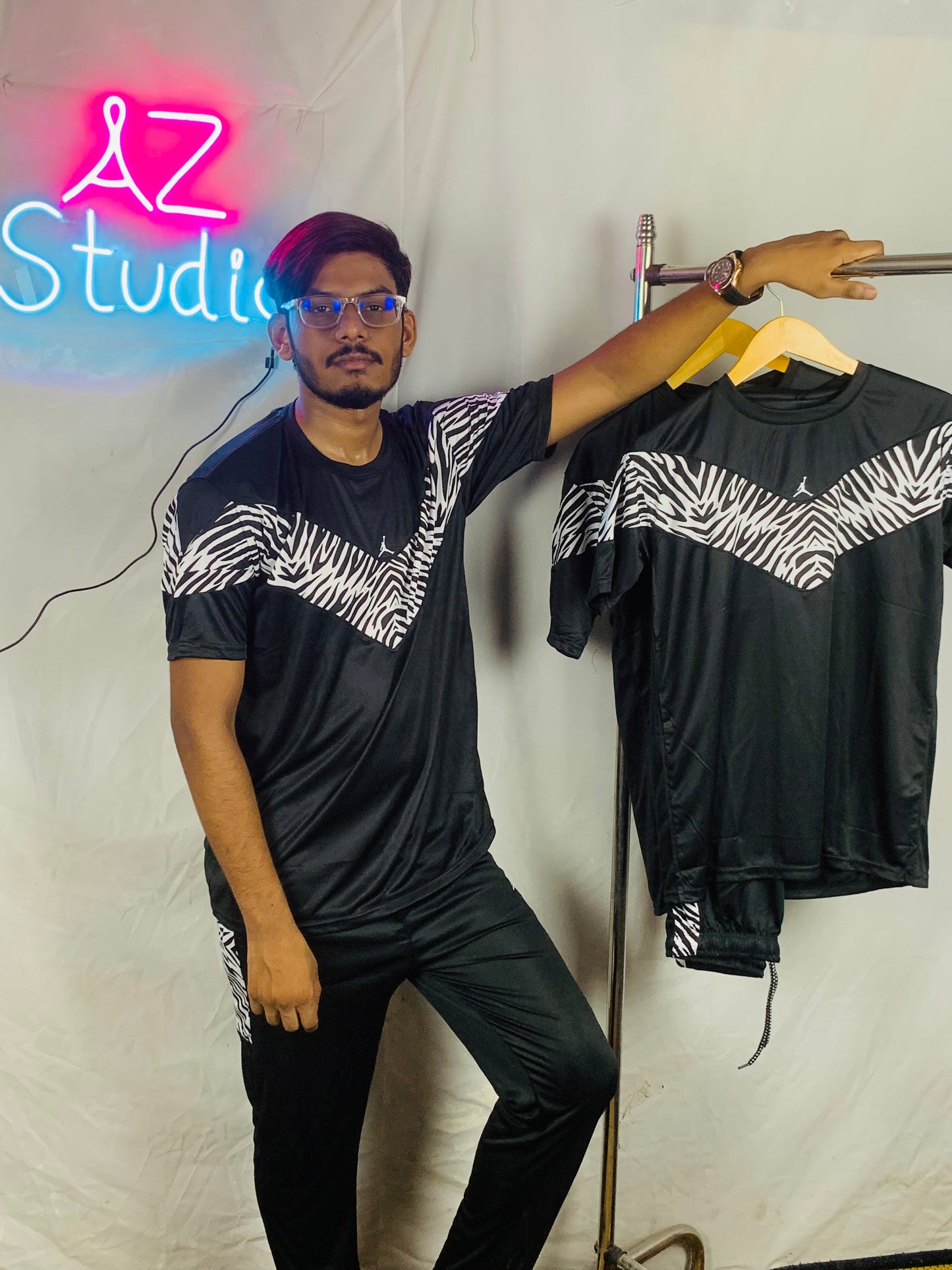 AZ Studios Premium Tracksuit – Comfort Meets Style